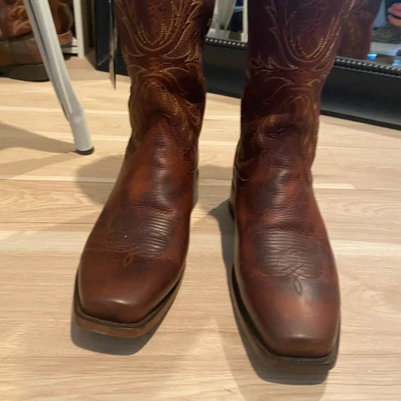 Ariat Shoes Ariat Benchmade Poshmark
